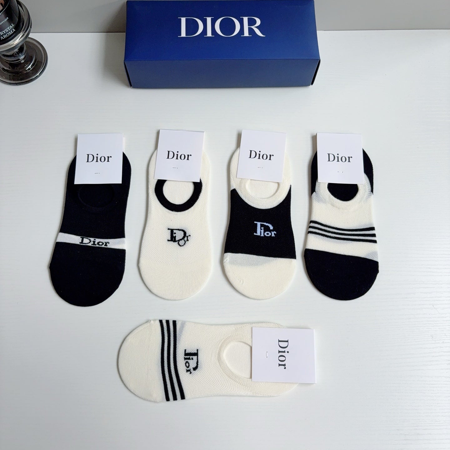 DIOR 26S NO-SHOW SOCKS 413893 (1 BOX)