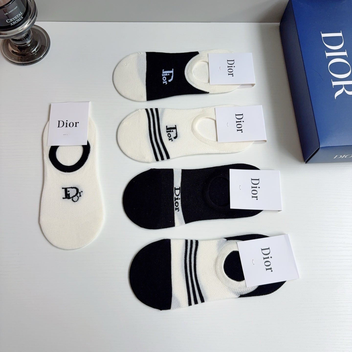 DIOR 26S NO-SHOW SOCKS 413893 (1 BOX)