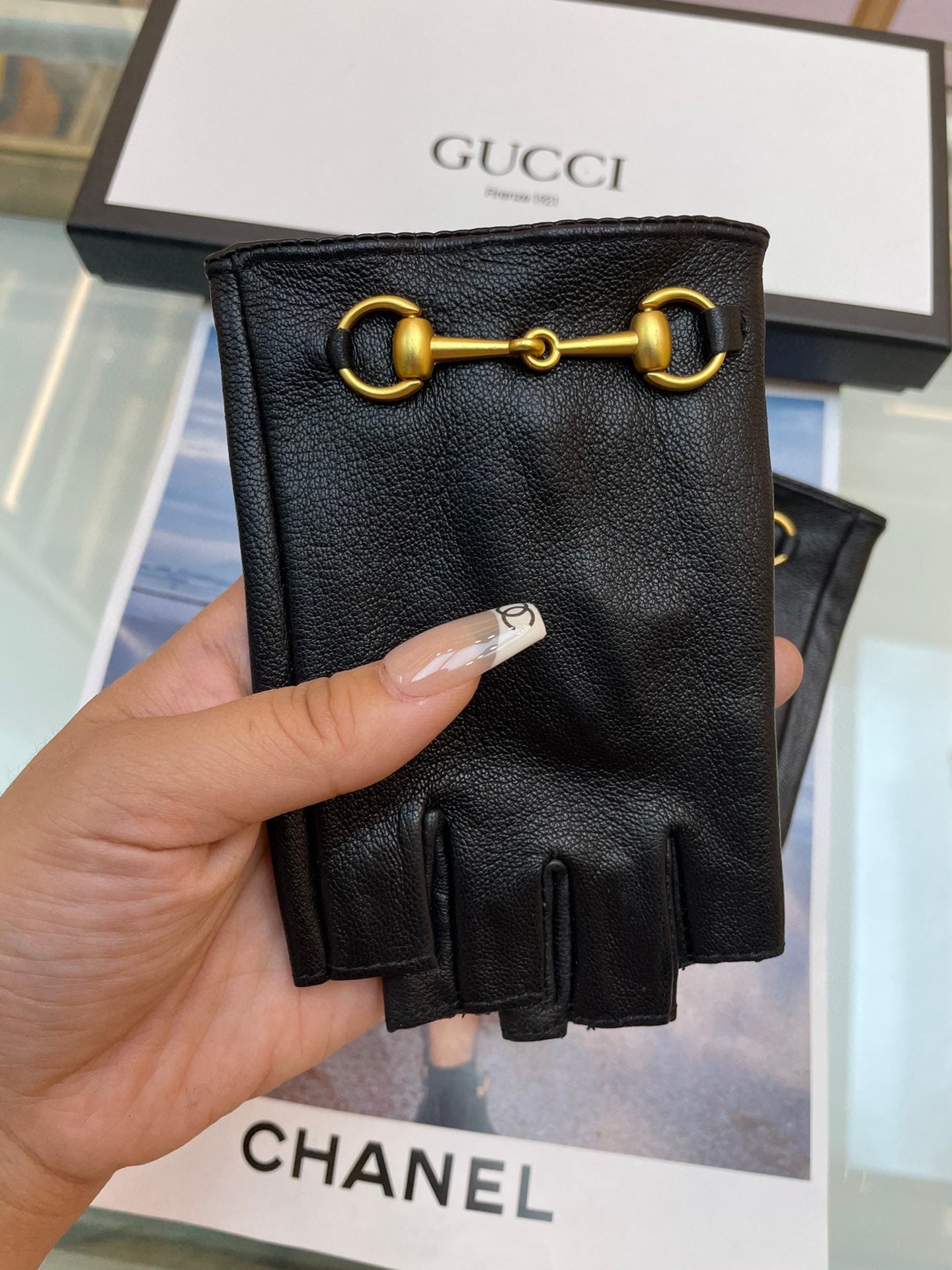 FINGERLESS GLOVES WITH HORSEBIT IN BLACK LAMBSKIN 463853