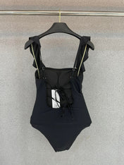CC BIKINI SWIMSUIT SET IN BLACK ATTACHED WITH GOLD METAL LOGO 615196