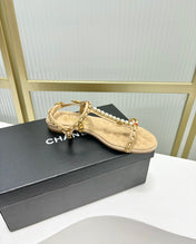 SANDALS PEARL CHAIN IN BEIGE CREAM COWHIDE