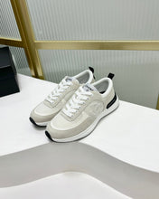 SNEAKER IN GREY SUEDE AND WHITE BREATHABLE MESH