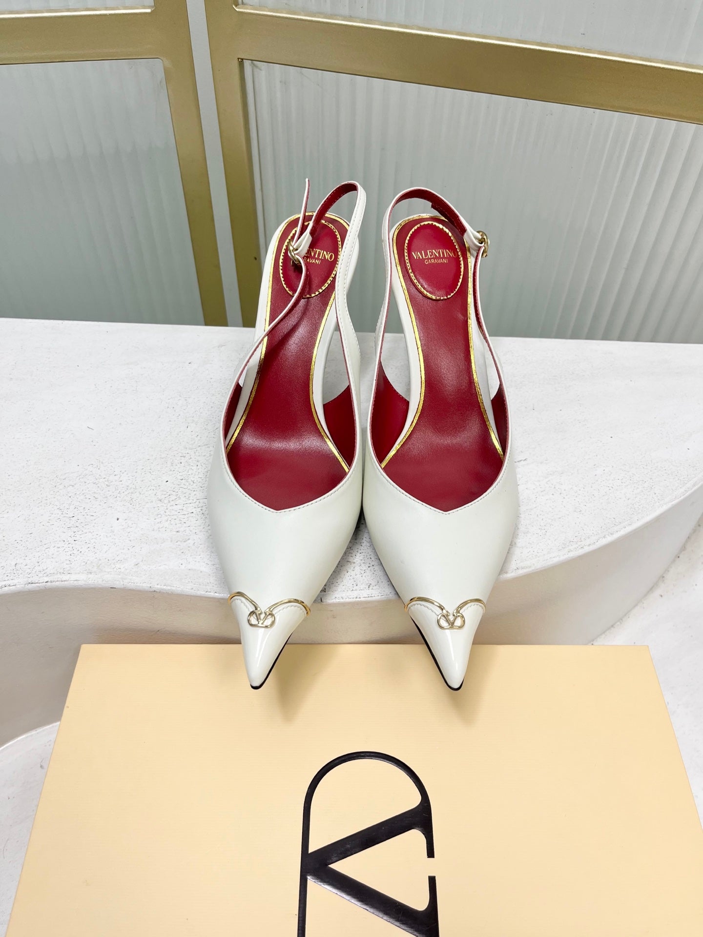 VALENTINO 26S SLINGBACK PUMPS 45 MM IN CREAM WHITE CALFSKIN