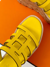 ISABELLA SANDAL LEMON CALFSKIN