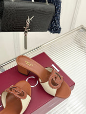 MID-HEEL MULE IN BROWN CALFSKIN AND CREAM WHITE FABRIC