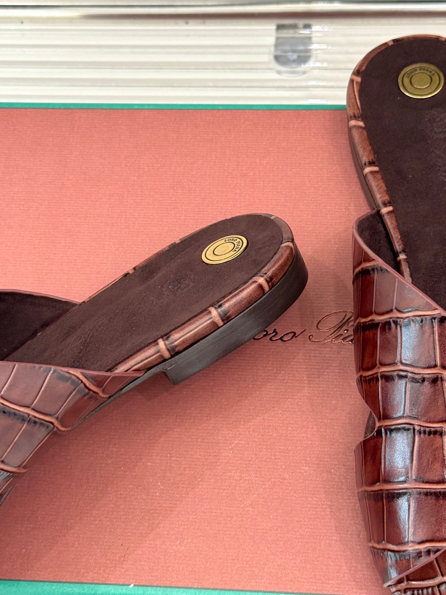 LP SANDALS 25S IN MAHOGANY RED LAMBSKIN SNAKE EMBOSSING