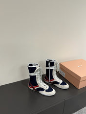 LACE-UP BOOTS IN BEIGE SUEDE AND NAVY MESH