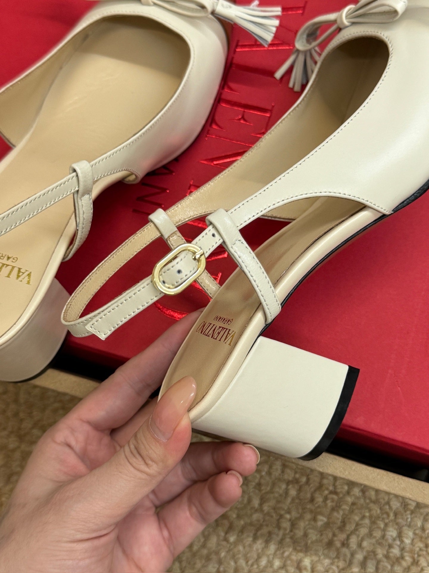 VALENTINO 26S HIGH HEEL SLINGBACKS IN BROWN AND CREAM WHITE CALFSKIN