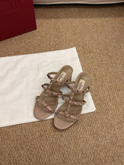 VALENTINO 26S ROCKSTUD HIGH HEEL SANDALS IN BLUSH NUDE CALFSKIN
