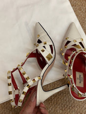 VALENTINO 26S OCKSTUD HEELS IN OFF-WHITE CALFSKIN