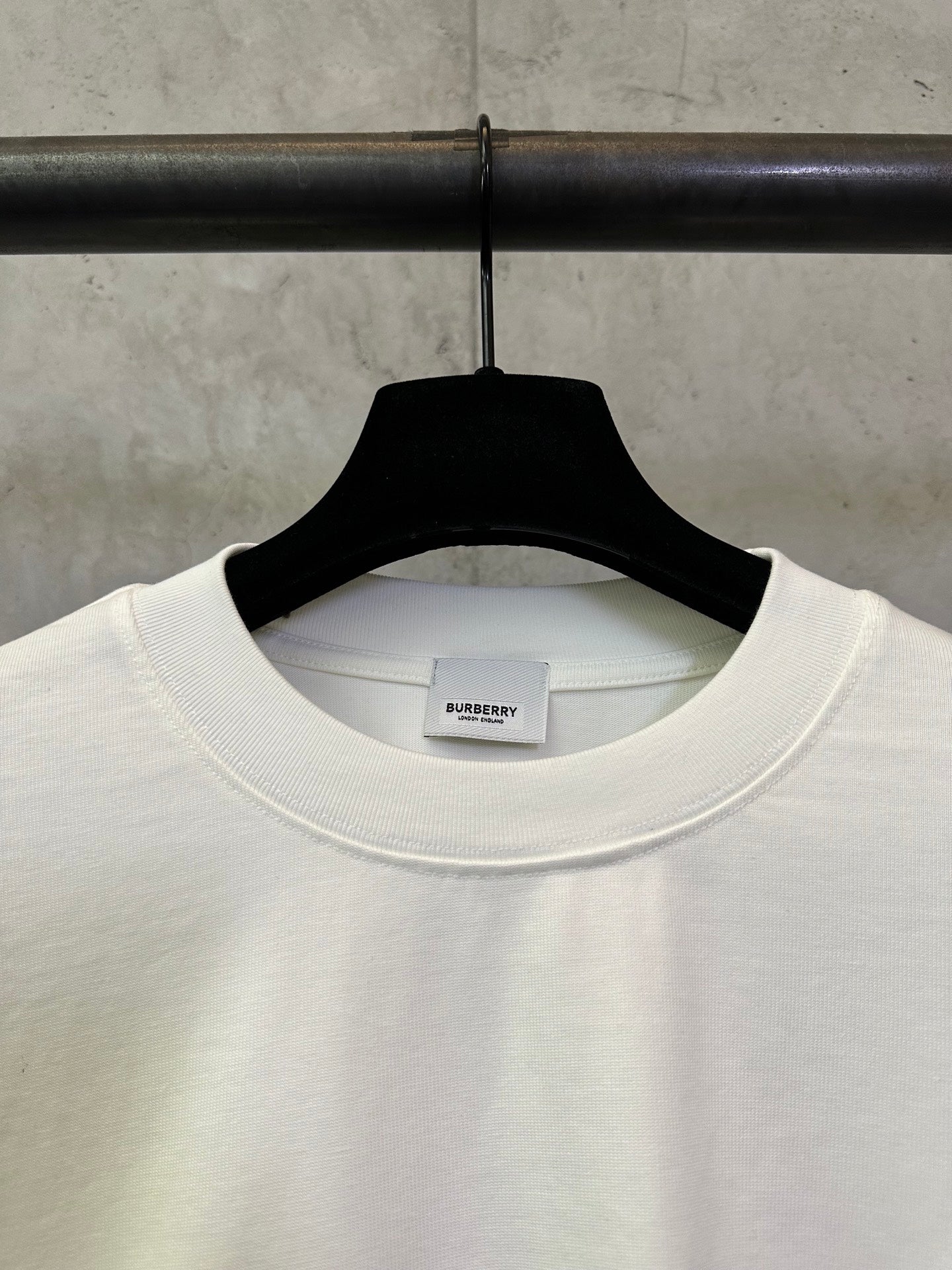 BURBERRY 26S T-SHIRT 372
