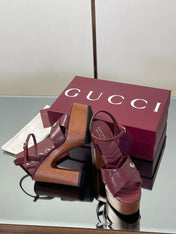 GUCCI 26S DOUBLE G LOGO PLATFORM SANDAL HEELS 130MM IN BURGUNDY RED CALFSKIN