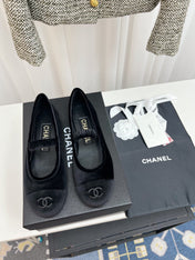 CC MARY JANE FLAT IN BLACK VELVET