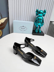 PRADA 26S ANKLE STRAP PUMPS 40MM IN BLACK PATENT CALFSKIN TRIANGLE LOGO