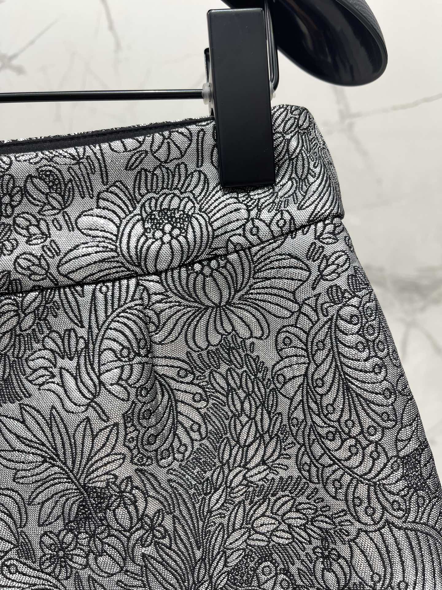VALENTINO 26S MINI SKIRT 442