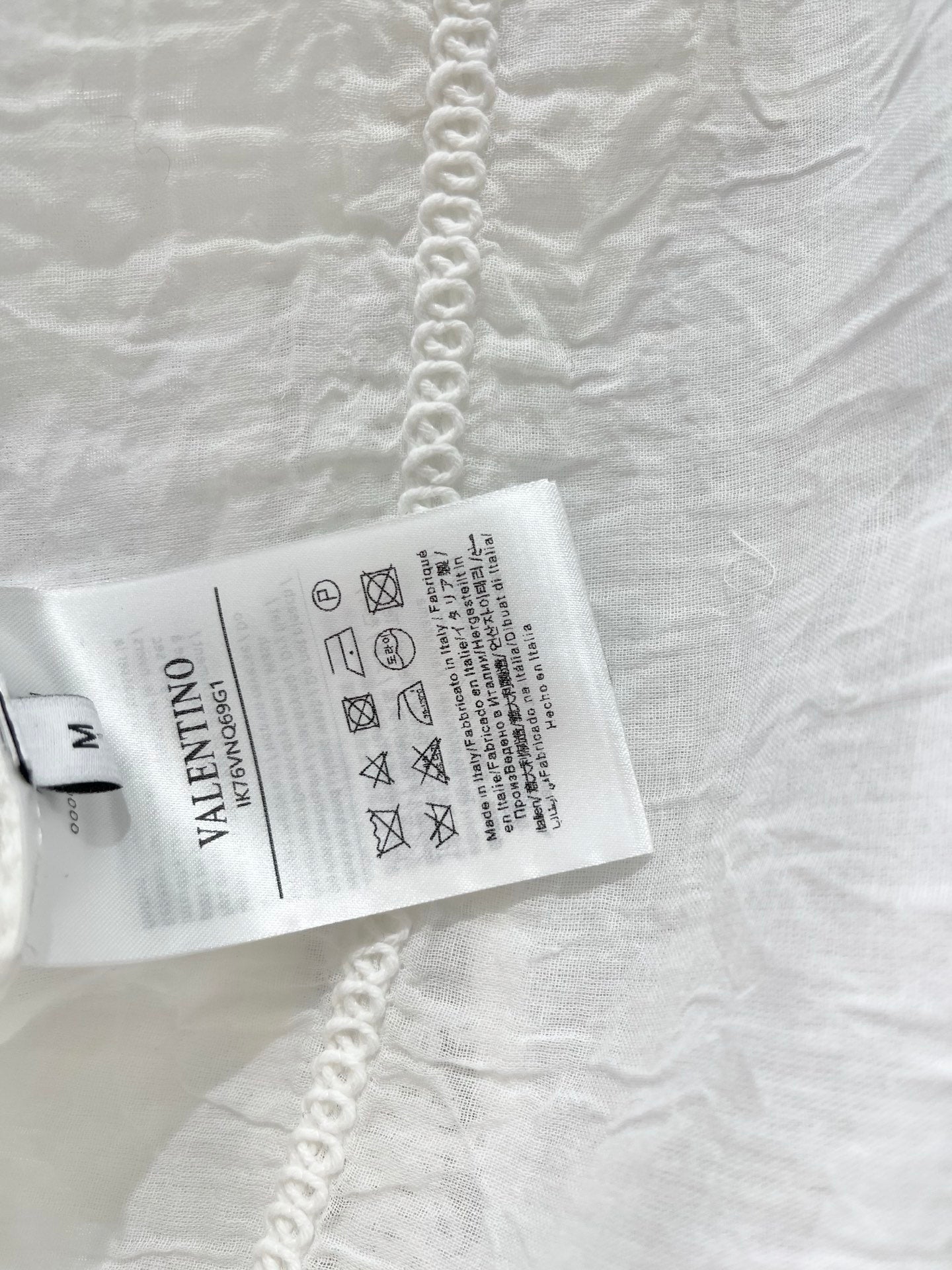 VALENTINO 26S SLEEVELESS CROCHET-TRIM TOP 449