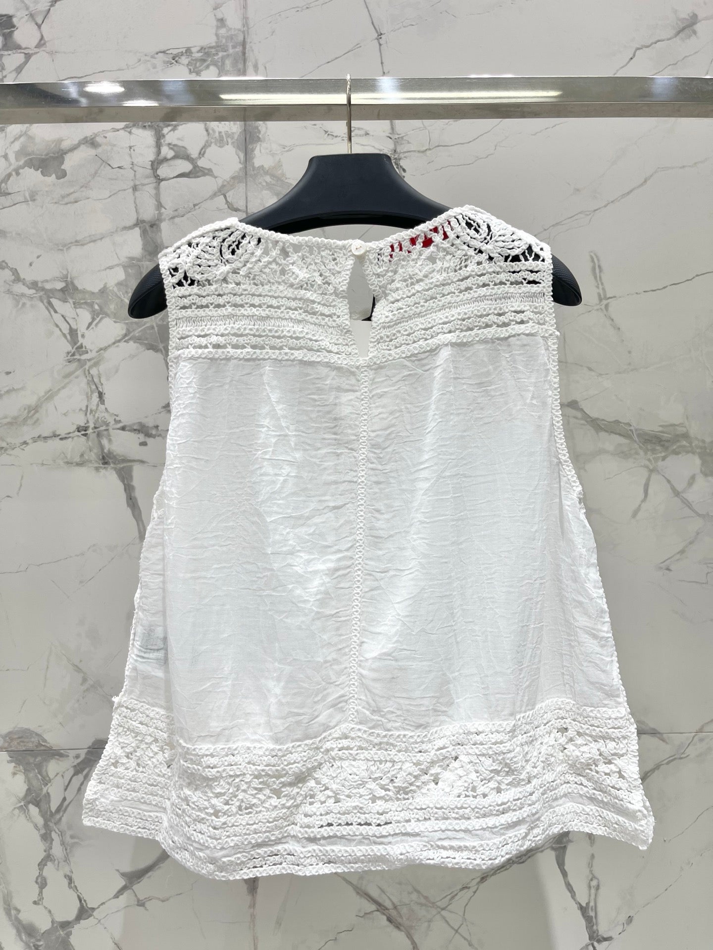 VALENTINO 26S SLEEVELESS CROCHET-TRIM TOP 449