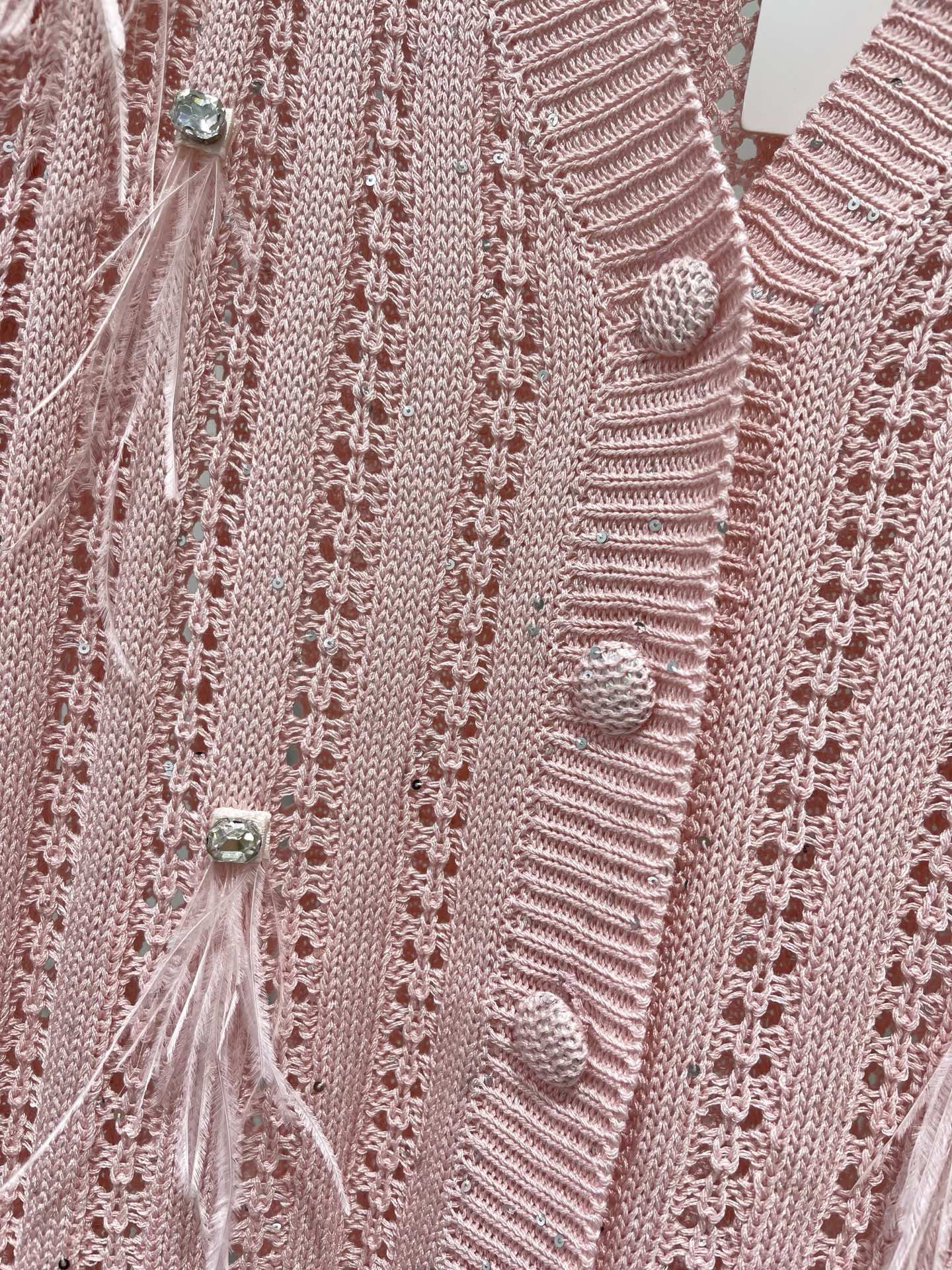 VALENTINO 26S SHORT-SLEEVE KNIT CARDIGAN 351
