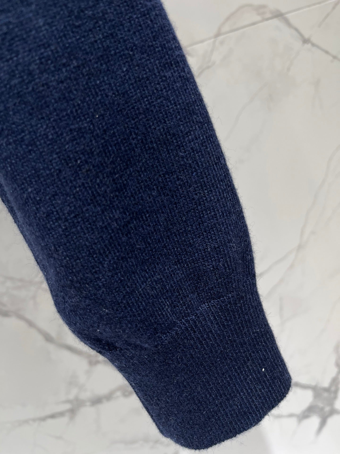MIUMIU 26S V-NECK KNIT CARDIGAN 1302