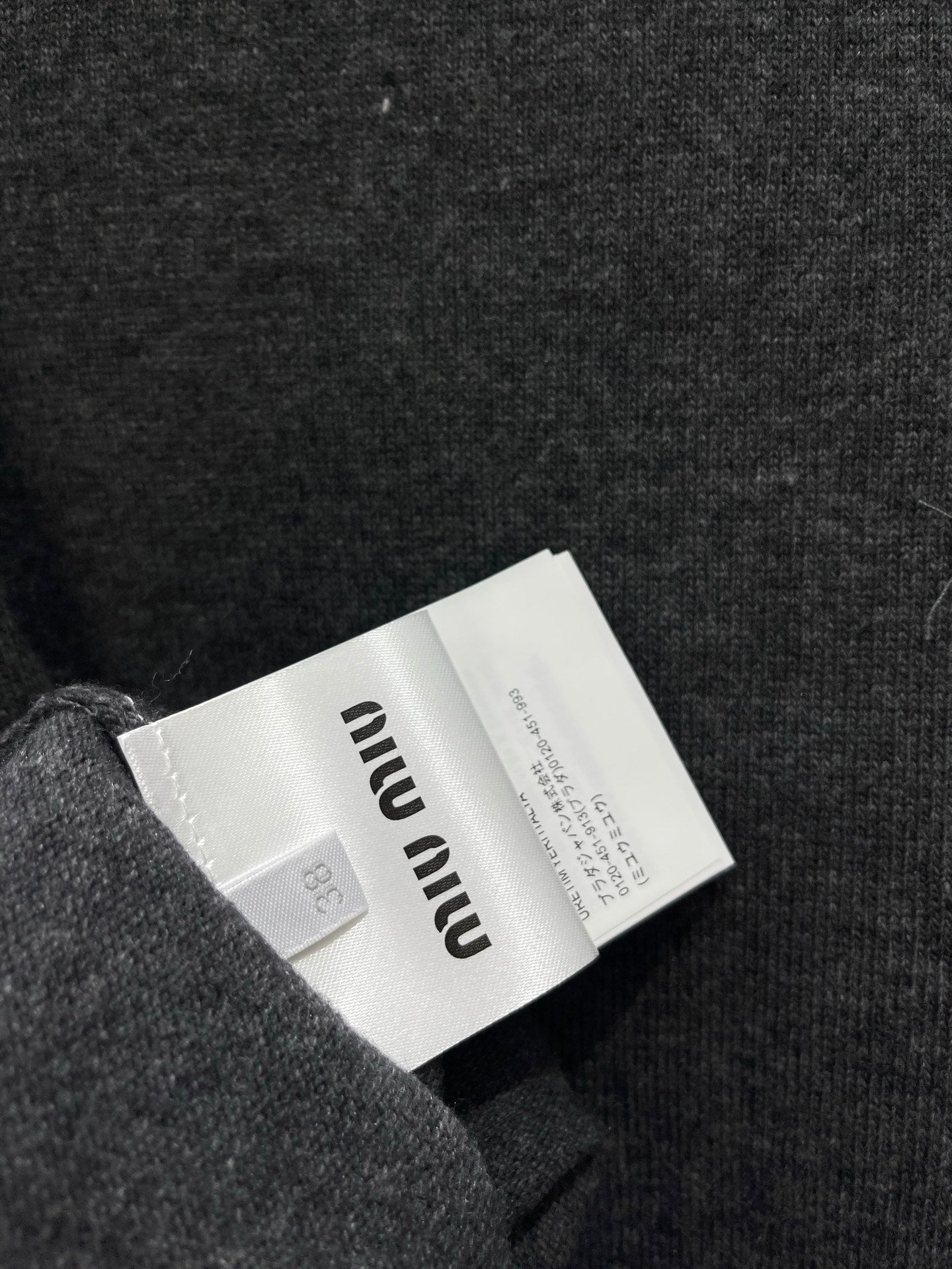 MIUMIU 26S V-NECK KNIT CARDIGAN 1301