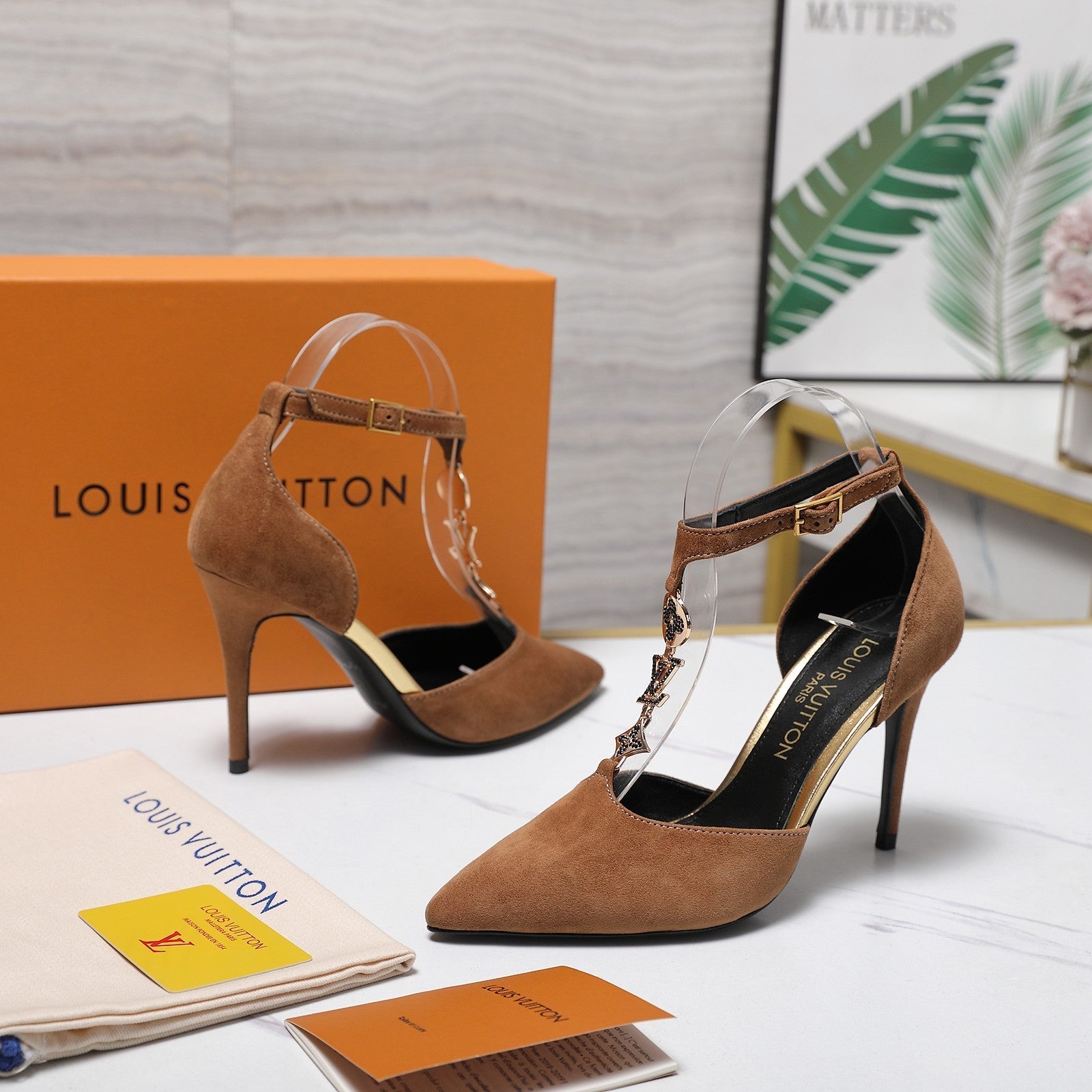 LV 26S POINTED TOE T-STRAP PUMPS 95MM IN BROWN SUEDE GOLD HARDWARE