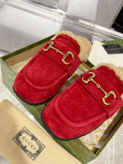 HORSEBIT MULE IN RED SUEDE AND FLEECE LINING