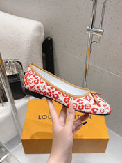 LV 26S BALLET FLATS IN WHITE RED MONOGRAM CANVAS WITH BEIGE CALFSKIN BOW