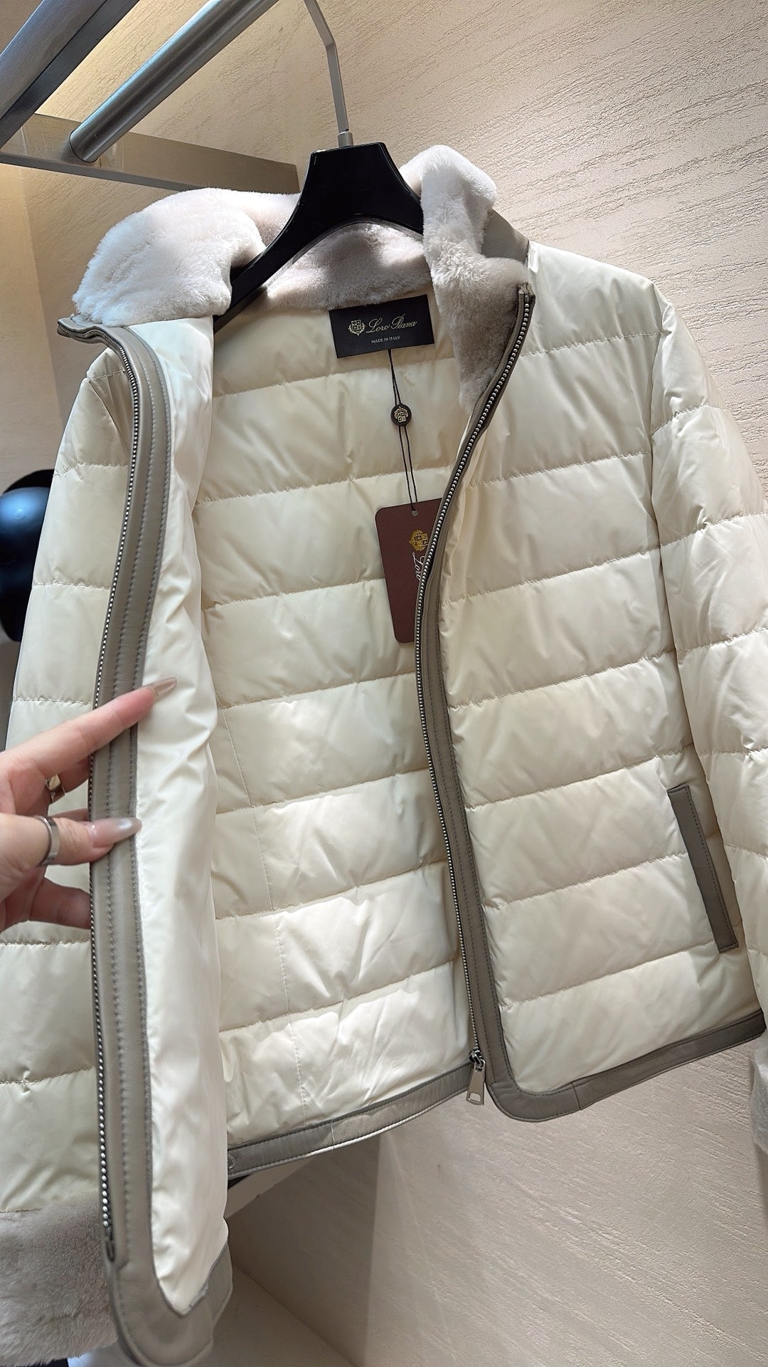 LP 26S DOWN JACKET 567