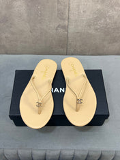 CHANEL 26S FLIP FLOPS IN BEIGE CALFSKIN CC LOGO