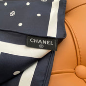 CHANEL 25S SCARF 90 IN SILK 704603