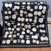 CHANEL 25S SCARF 90 IN SILK 703656