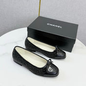 CHANEL 26S BALLET FLATS IN BLACK TWEED AND LAMBSKIN