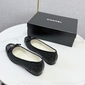 CHANEL 26S BALLET FLATS IN BLACK TWEED AND LAMBSKIN