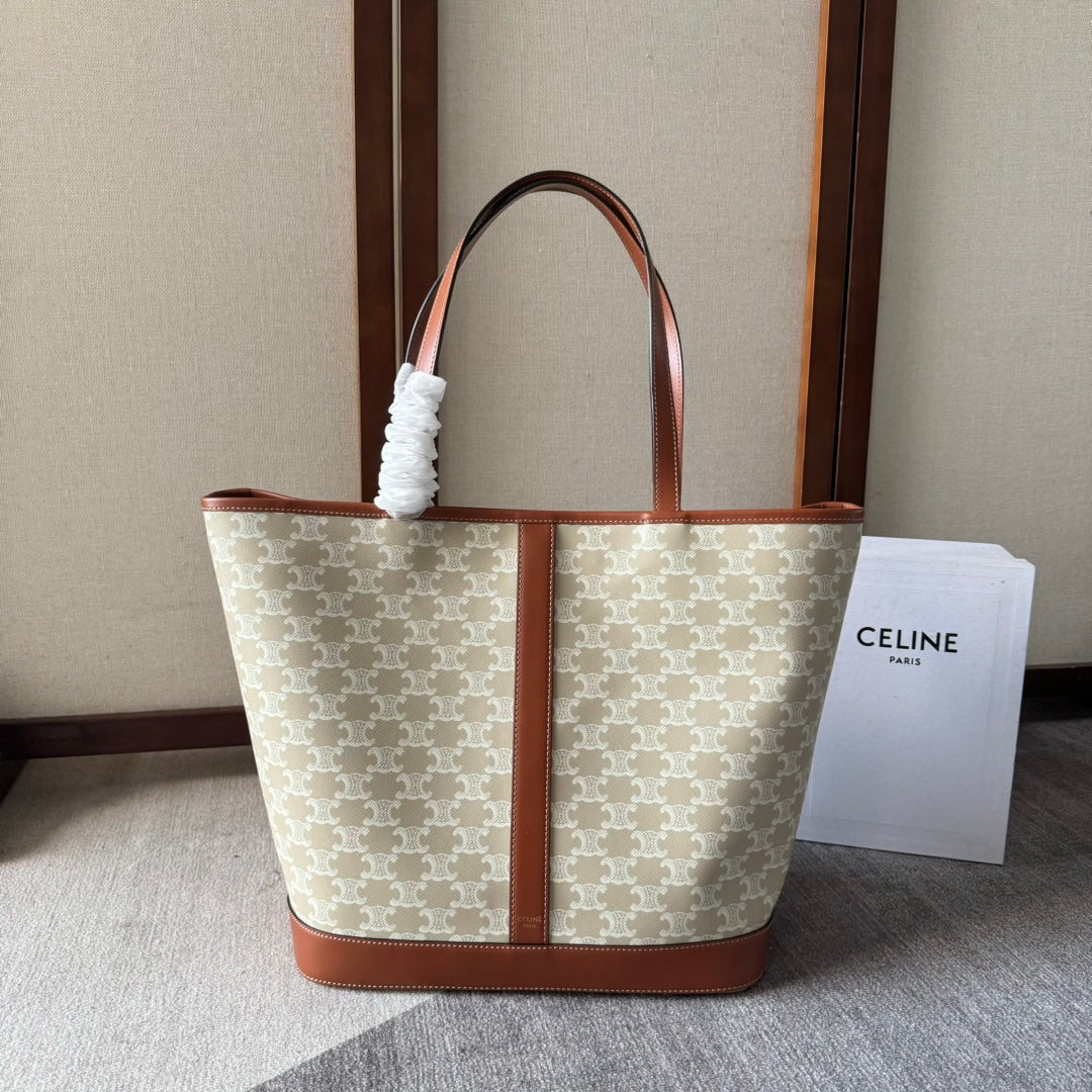 TRIOMPHE CANVAS 31.5 IN PRINTED CALFSKIN BROWN WHITE