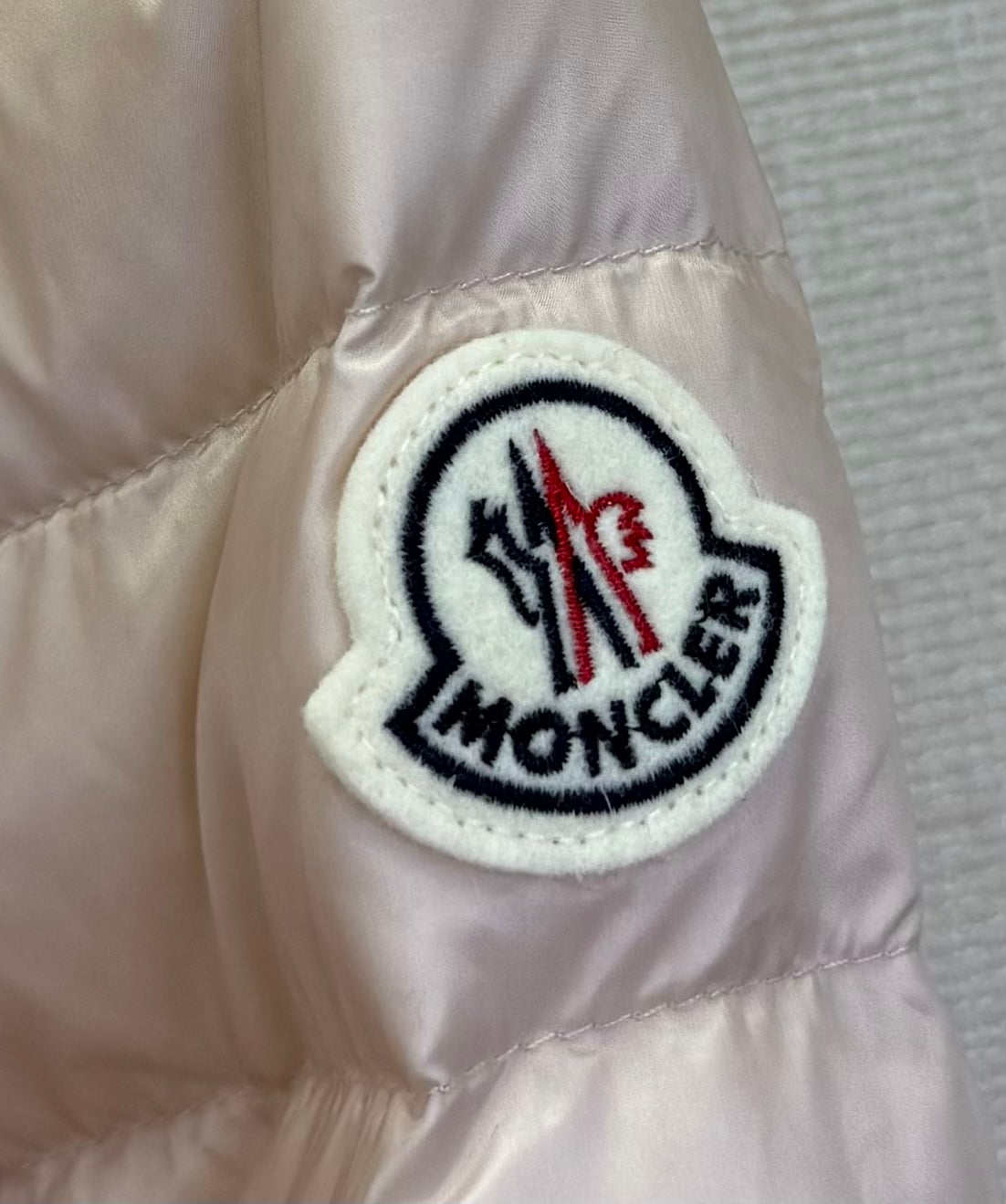 MONCLER 25S JACKET IN LIGHT PINK 045