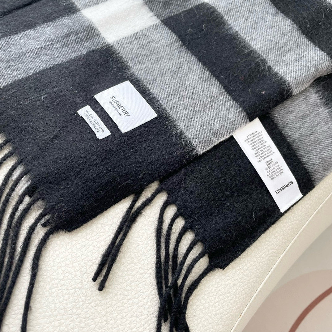BBR SCARF 210 CM IN CASHMERE 04