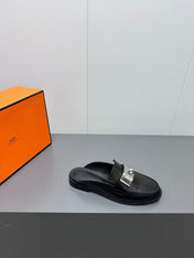 0Z MULE IN BLACK LAMBSKIN