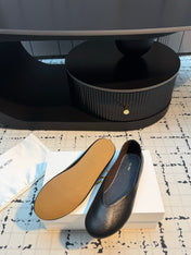 THE ROW 26S CLASSIC BALLET FLATS IN BLACK CALFSKIN