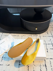 THE ROW 26S CLASSIC BALLET FLATS IN YELLOW VELVET