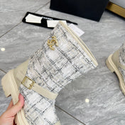CHANEL 25S MID-CALF BOOTS 45MM IN BEIGE CALFSKIN AND WHITE TWEED GOLD HARDWRE