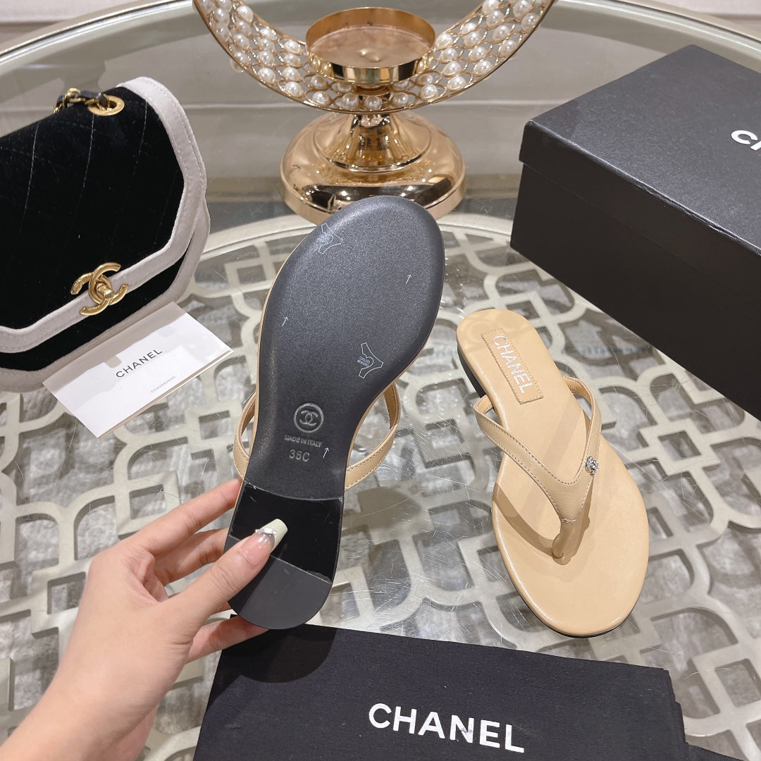 Double CC Flip  Flop Thongs Beige Cream Sheepskin