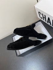 LOAFERS MULE IN BLACK SUEDE AND FLEECE LINING