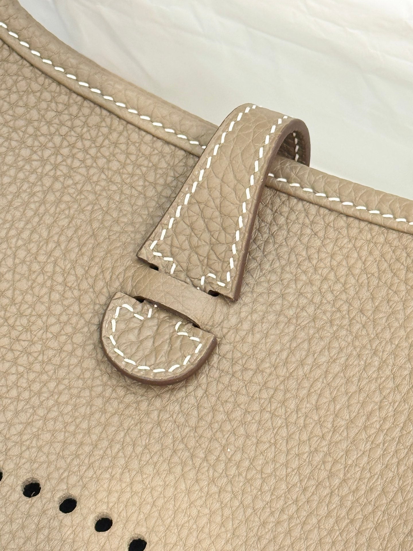 HM 26S EVELYNE BAG 23MM IN LIGHT BROWN GRAINED CALFSKIN