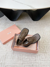 THONG SANDALS IN COFFEE BROWN LAMBSKIN WITH SILVER BUCKLE
