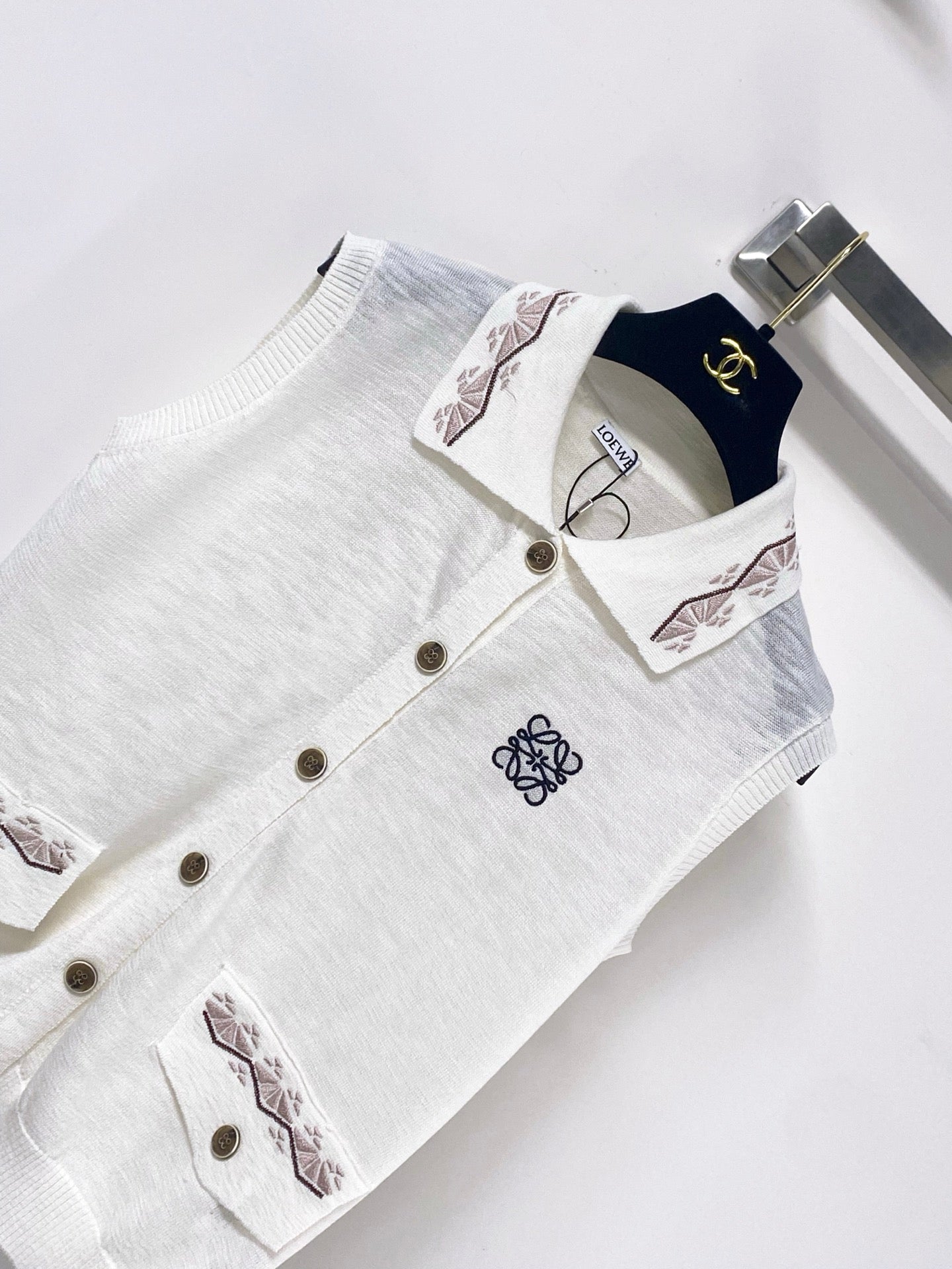 LOEWE 26S SLEEVELESS POLO SHIRT 399