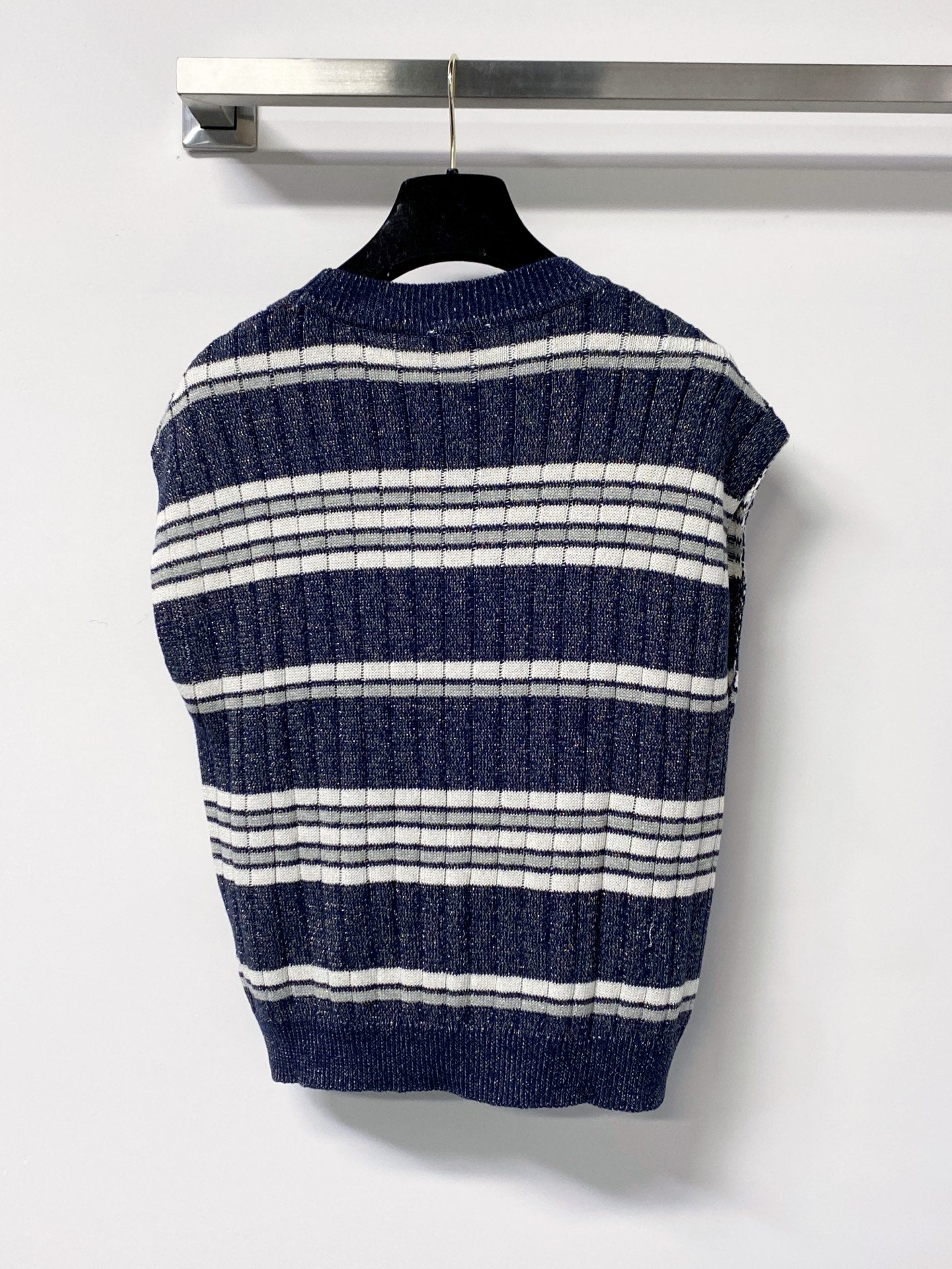 CHANEL 26S SLEEVELESS KNIT TOP 1398