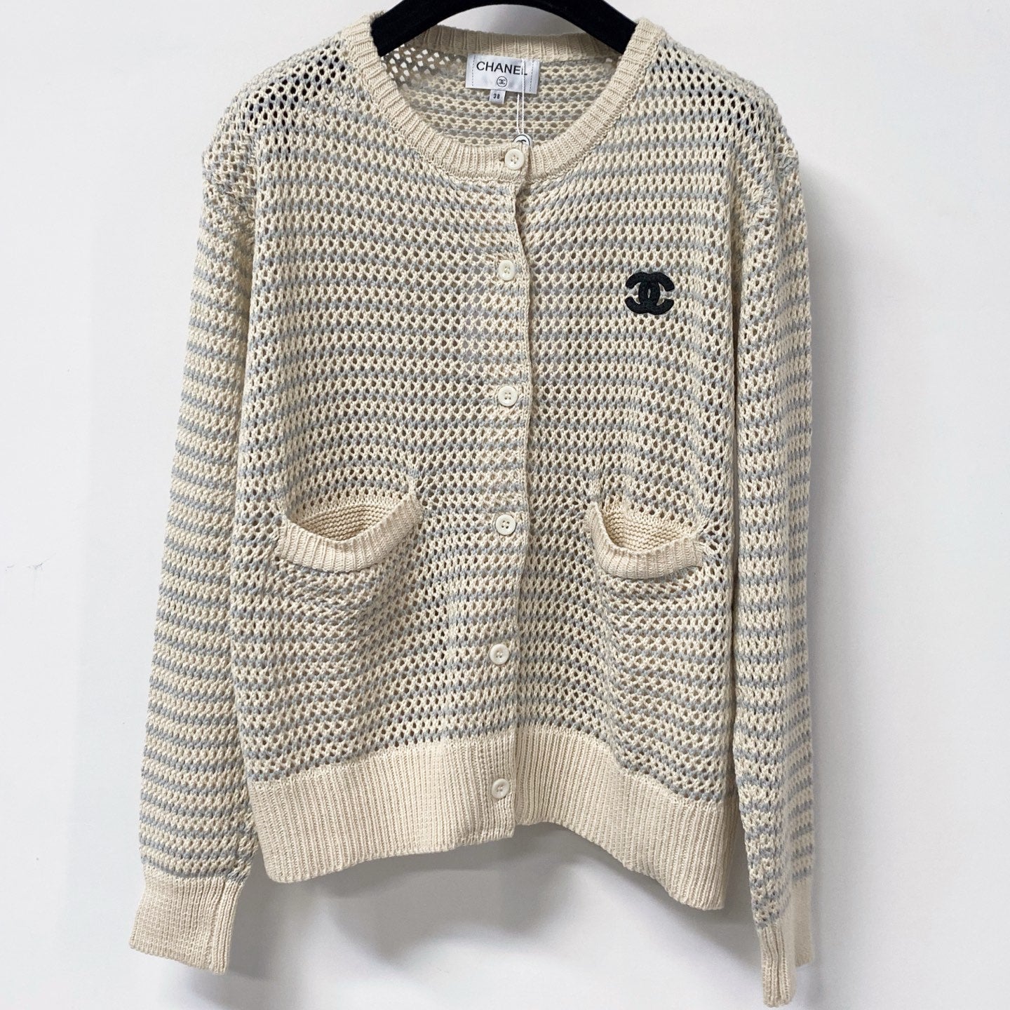 CHANEL 26S CREWNECK KNIT CARDIGAN 1509