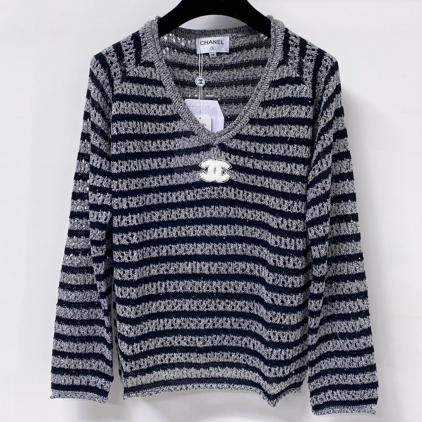 CHANEL 26S V-NECK KNIT SWEATER 1505