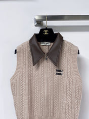 MIUMIU 26S KNIT ZIP-UP SWEATER VEST 1350