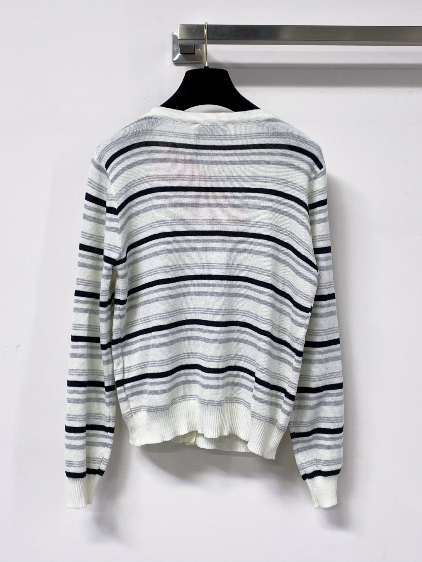 MIUMIU 26S CREWNECK KNIT CARDIGAN 1306